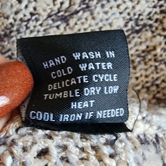 VERTIGO Poncho Sweater, Sz S - Picture 7 of 7